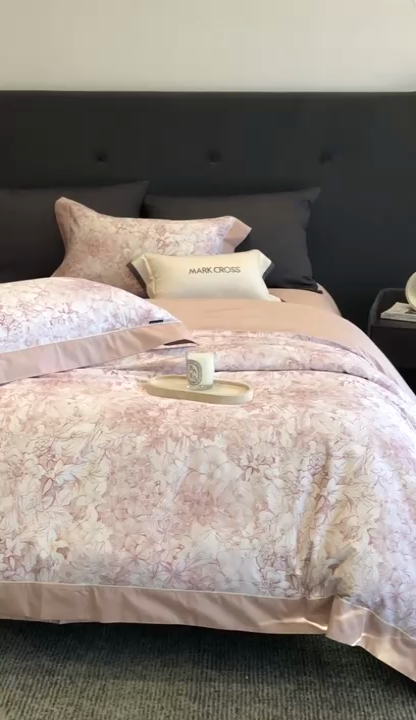 91家纺网 家纺一手货源 找家纺 佳汐蓝2025新款典雅诗意花卉全棉印花四件套券后不低于438/458元 雾隐巴黎-霞光粉