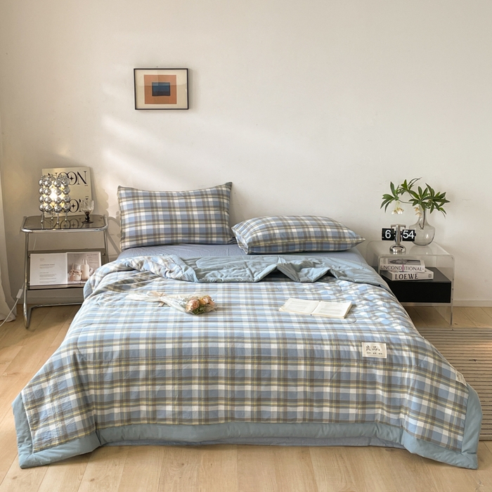 91家纺网 家纺一手货源 找家纺 2025梦初语新款无印风棉花夏被 绅士格