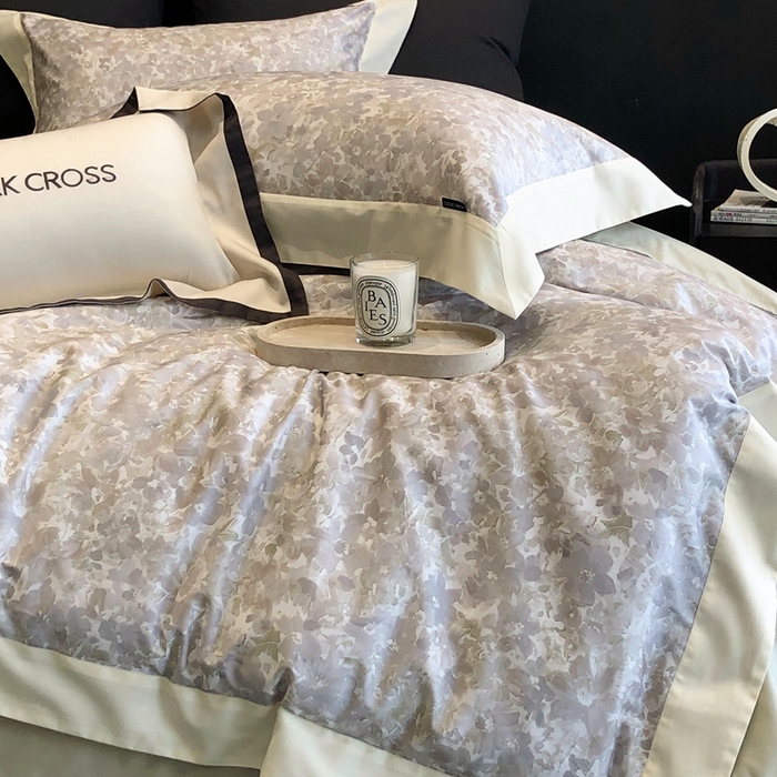 91家纺网 家纺一手货源 找家纺 佳汐蓝2025新款典雅诗意花卉全棉印花四件套券后不低于438/458元 馥雅铃兰-月灰蓝