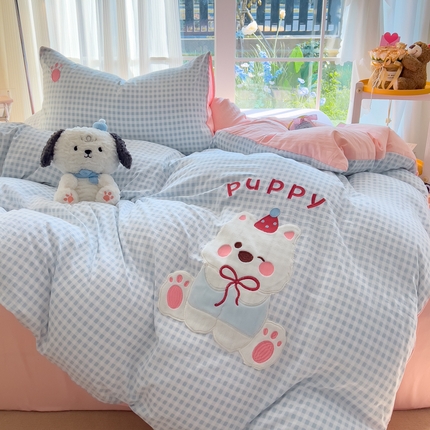 91家纺网 家纺一手货源 找家纺 N先生+V 13814689556 发大图/买家秀 2025新款超柔水洗棉贴布绣四件套-微笑狗狗系列 微笑狗狗-蓝格