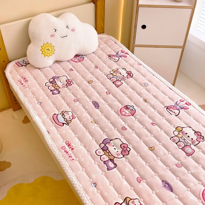 91家纺网 家纺一手货源 找家纺 梵赫家纺2024新款牛奶绒床护垫床垫幼儿园床垫儿童床垫可水洗 垫套-Kitty猫咪