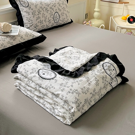 逸林家纺《原希尔顿逸林》 2025爆款法式赫本风水洗棉韩版荷叶花边云朵棉夏被夏凉被空调被四件套直播爆款 澜音花香