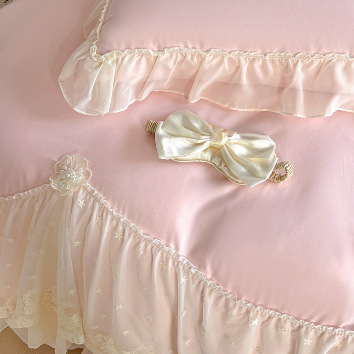 91家纺网 家纺一手货源 找家纺 艺玲家纺 2025新款糯小棉爱丽莎雪纺花边四件套 爱丽莎-粉