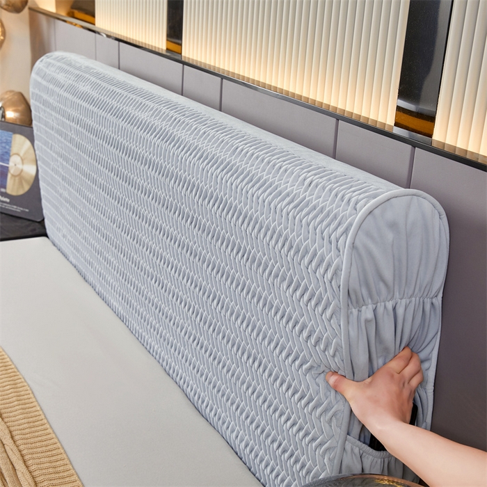 91家纺网 家纺一手货源 找家纺 情恒家纺 2025新款德芙绒工艺款全包床头罩 流光银