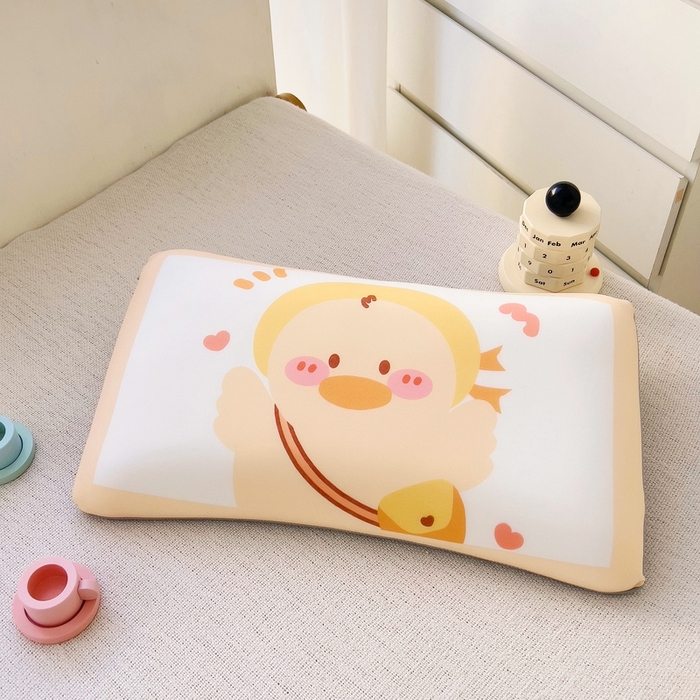 91家纺网 家纺一手货源 找家纺 2025新款卡通凉感丝亲肤枕 你好鸭50*30*4 