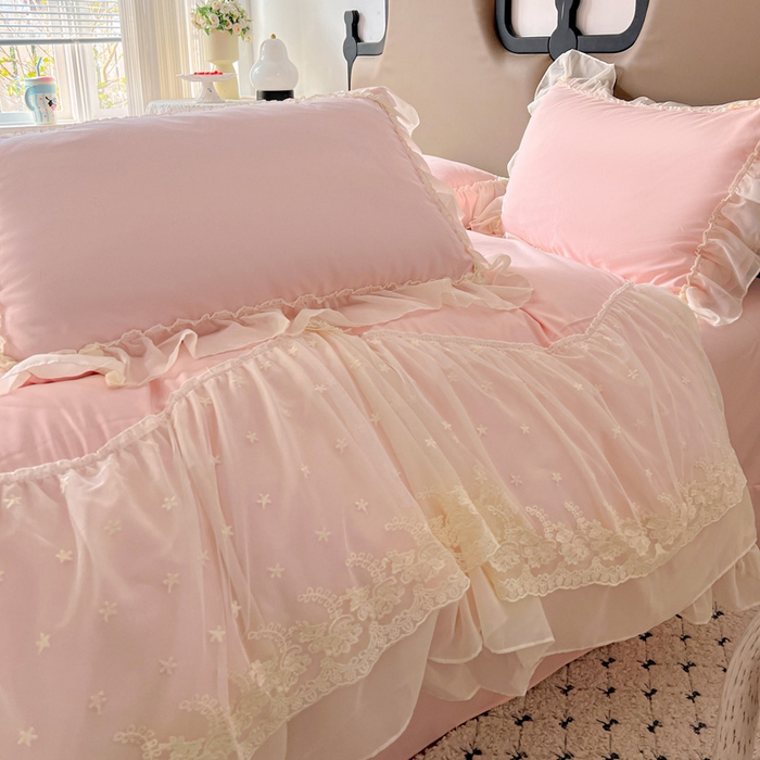 91家纺网 家纺一手货源 找家纺 艺玲家纺 2025新款糯小棉爱丽莎雪纺花边四件套 爱丽莎-粉