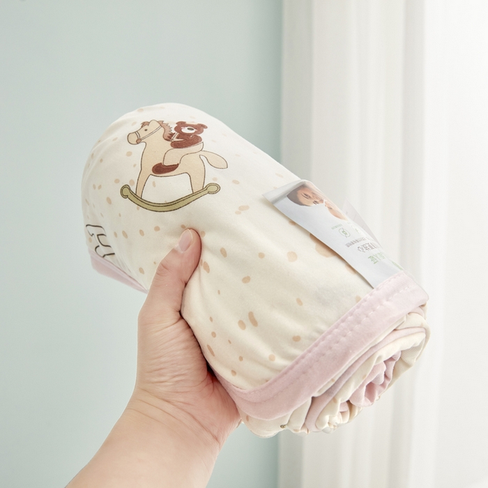 91家纺网 家纺一手货源 找家纺 丝涟家居 2025新款婴儿裸睡级凉感针织毯幼儿园夏被儿童夏被毯子 木马熊
