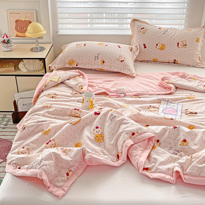 91家纺网 家纺一手货源 找家纺 富艺隆 2025新款水洗棉双层纱夏被 小熊甜饼