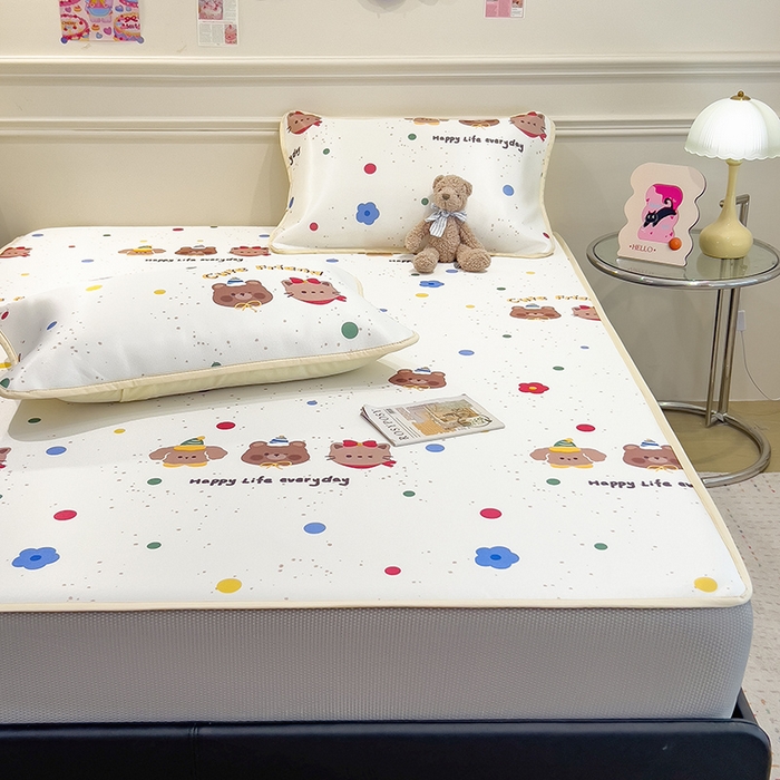 91家纺网 家纺一手货源 找家纺 摩妮卡 2025新款小清新碳光冰丝软席床笠款单床笠三件套 彩点萌友