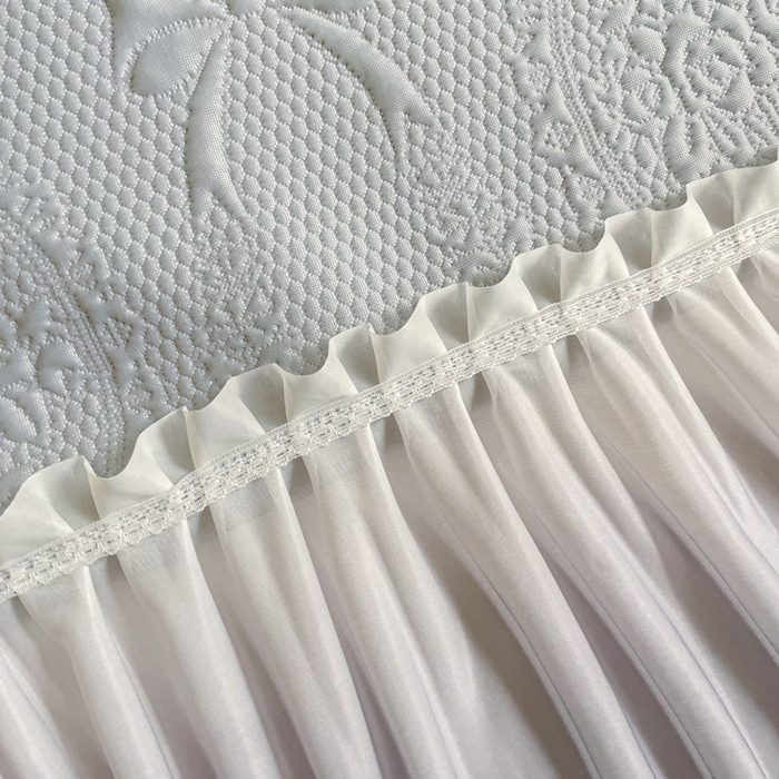 91家纺网 家纺一手货源 找家纺 富馨莱 2025春夏新款公主仙女风480克PE凉感凉豆豆床裙凉席三件套 蝴蝶结-灰床裙款