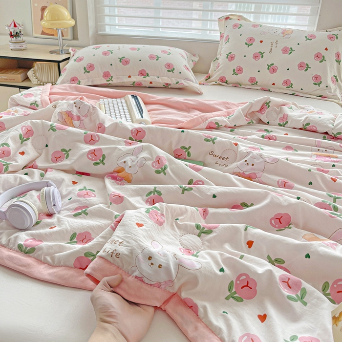 91家纺网 家纺一手货源 找家纺 富艺隆 2025新款水洗棉双层纱夏被 曼塔玫瑰