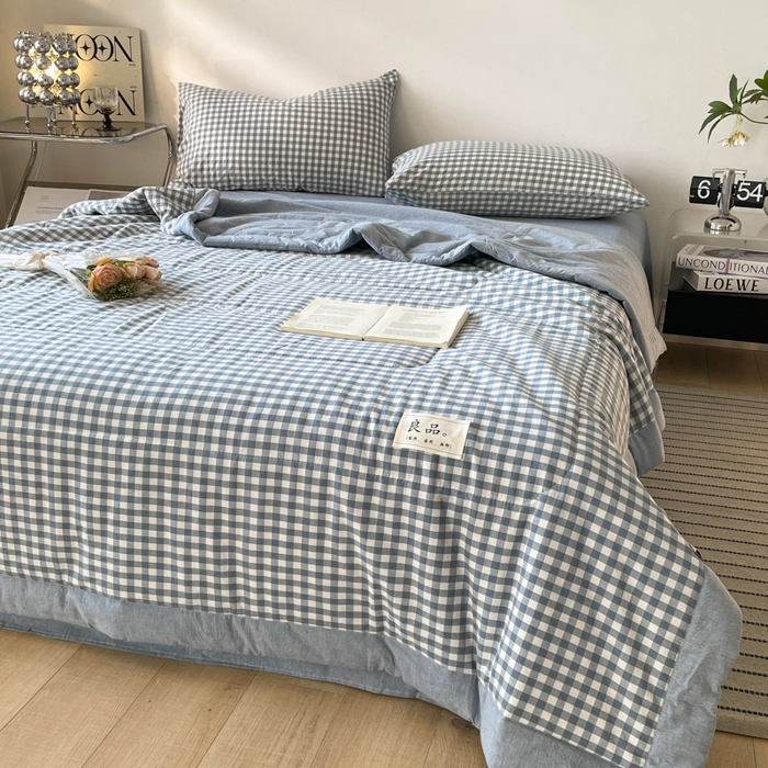 91家纺网 家纺一手货源 找家纺 2025梦初语新款无印风棉花夏被 蓝小格