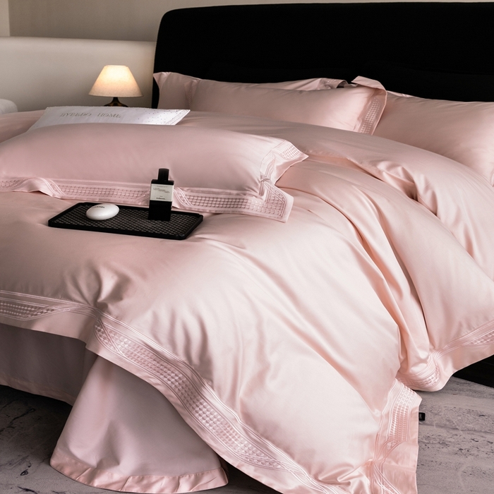 91家纺网 家纺一手货源 找家纺 馨蕊家居 2025春夏新品100s高奢典藏简约全棉系列 棉凯伦-蔷薇粉