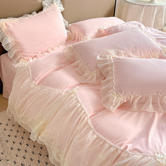 91家纺网 家纺一手货源 找家纺 艺玲家纺 2025新款糯小棉爱丽莎雪纺花边四件套 爱丽莎-粉