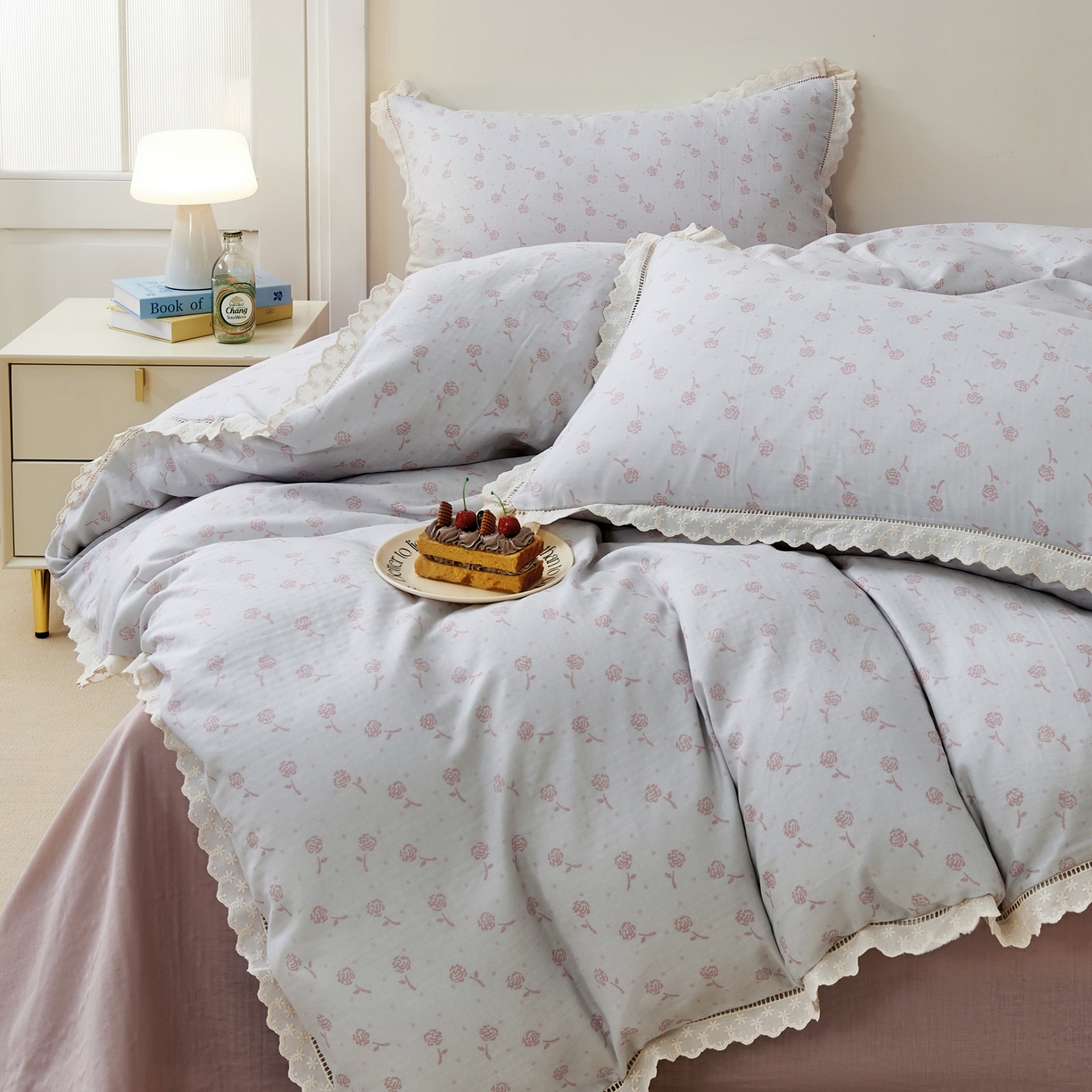 91家纺网 家纺一手货源 找家纺 （总）黛馨 2025新款全棉纯棉镂空蕾丝边四件套