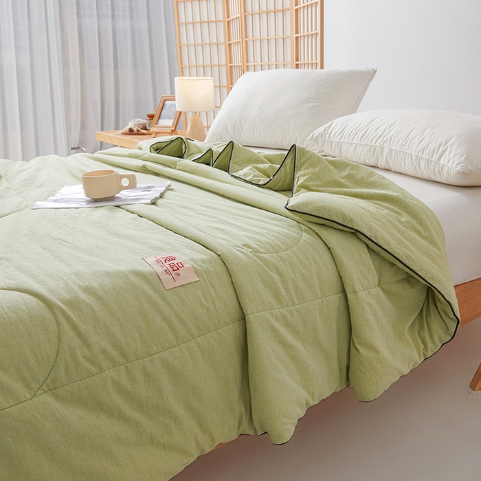 91家纺网 家纺一手货源 找家纺 熙宴家纺 2025新款纯色水洗棉新疆棉花夏被 豆绿