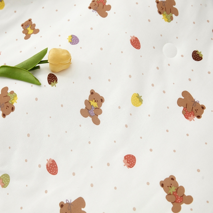 91家纺网 家纺一手货源 找家纺 丝涟家居 2025新款A类双面针织棉卡通小清新滚绳工艺夏被草莓熊