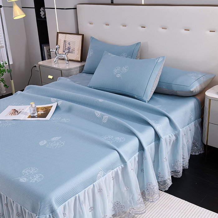 91家纺网 家纺一手货源 找家纺 席之家 2025新款3D冰感蕾丝床裙豆豆席 蕾丝-茶花之恋-蓝