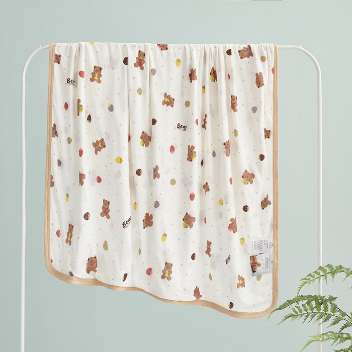 91家纺网 家纺一手货源 找家纺 丝涟家居 2025新款婴儿裸睡级凉感针织毯幼儿园夏被儿童夏被毯子 草莓熊