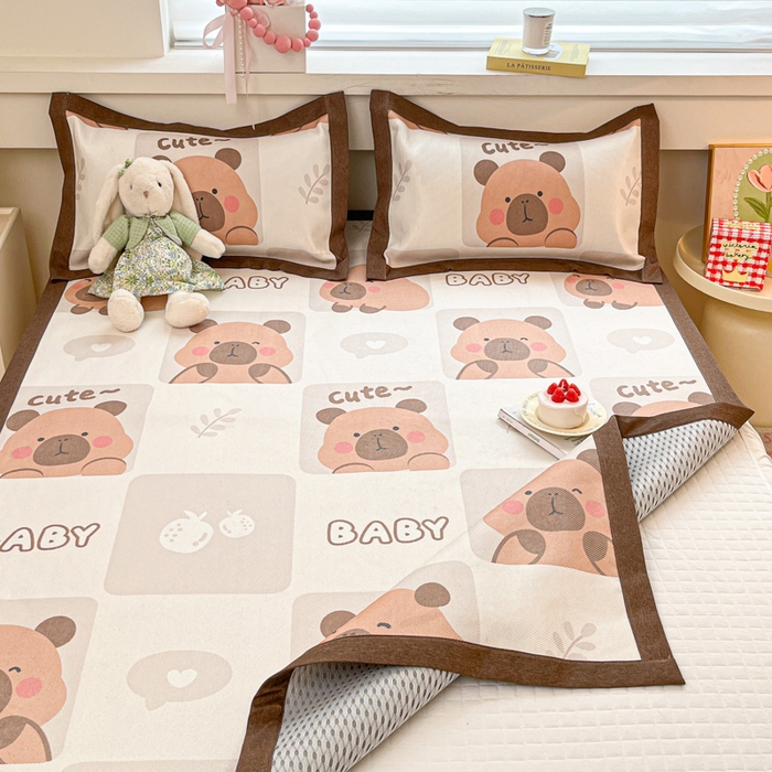 91家纺网 家纺一手货源 找家纺 迪乐妮 2025新款印花真冰藤冰凉席 卡皮巴拉