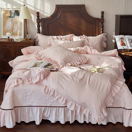 91家纺网 家纺一手货源 找家纺 （总）乐朵家居 2025新款 花璟枝 天丝缎 夹棉床盖四件套