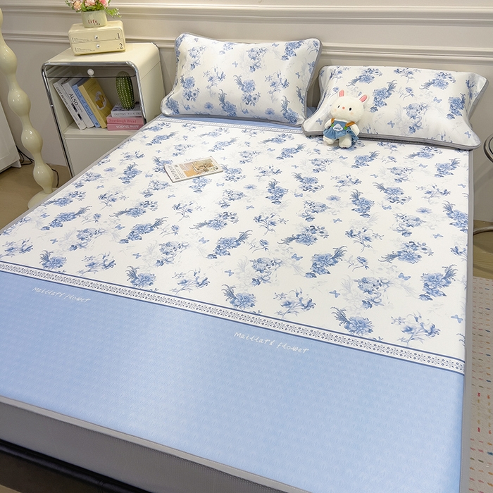 91家纺网 家纺一手货源 找家纺 摩妮卡 2025新款小清新碳光冰丝软席床笠款单床笠三件套 花绮梦-蓝