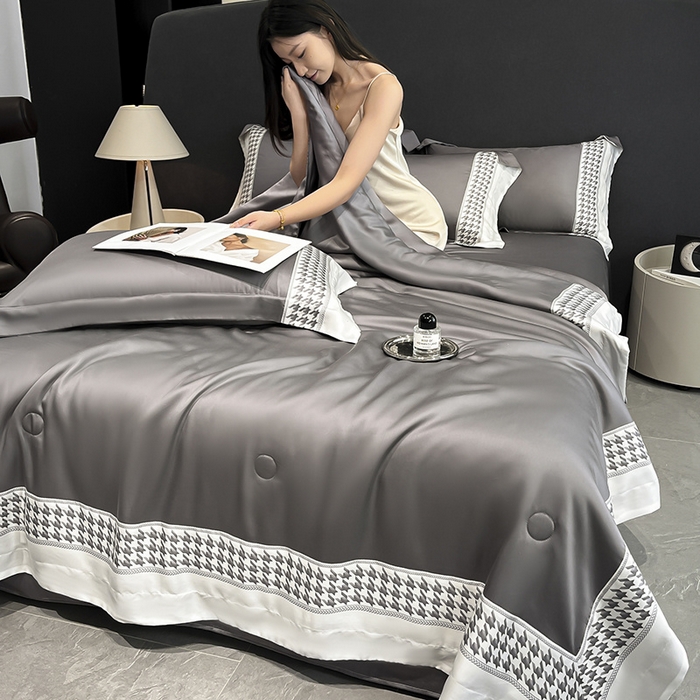 91家纺网 家纺一手货源 找家纺 露梦家纺 2025新款A类水洗真丝数码边莫兰迪系列夏被子被芯 莫兰迪-高级灰