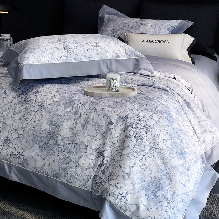 91家纺网 家纺一手货源 找家纺 佳汐蓝2025新款典雅诗意花卉全棉印花四件套券后不低于438/458元 雾隐巴黎-蓝柳色