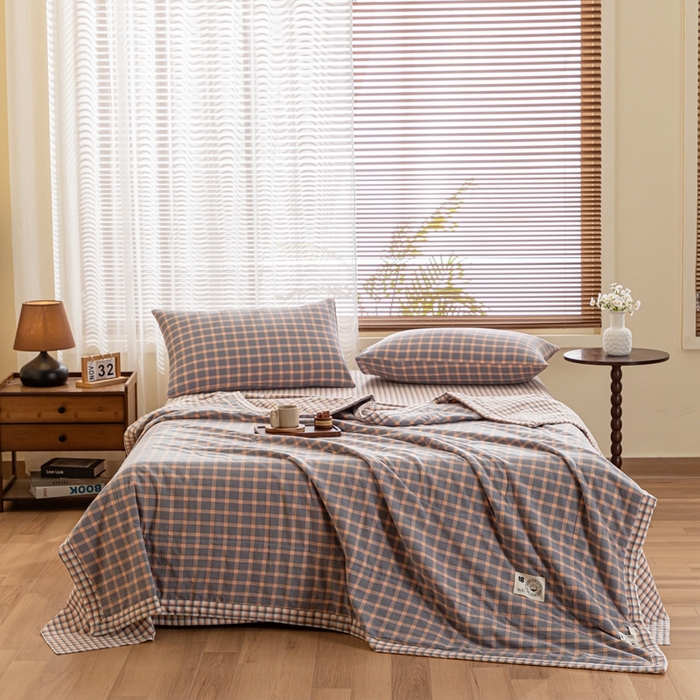 91家纺网 家纺一手货源 找家纺 鑫棉坊 2025新款全棉色织水洗棉A类棉花夏被可机洗空调被四件套床单枕套 静雅方格