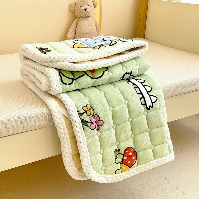 91家纺网 家纺一手货源 找家纺 梵赫家纺2024新款牛奶绒床护垫床垫幼儿园床垫儿童床垫可水洗 薄垫-恐龙集结