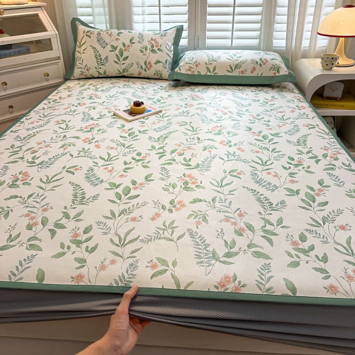 91家纺网 家纺一手货源 找家纺 迪乐妮 2025新款真冰藤印花床笠款凉席 花漫里