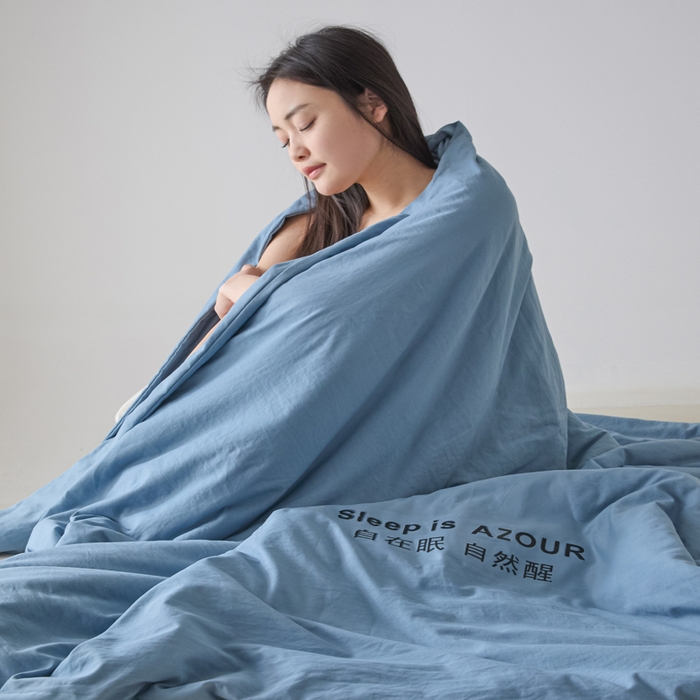 91家纺网 家纺一手货源 找家纺 闲鱼家纺 2025新款某朵同款深睡Pro夏被 自在眠  自然醒 普鲁士蓝