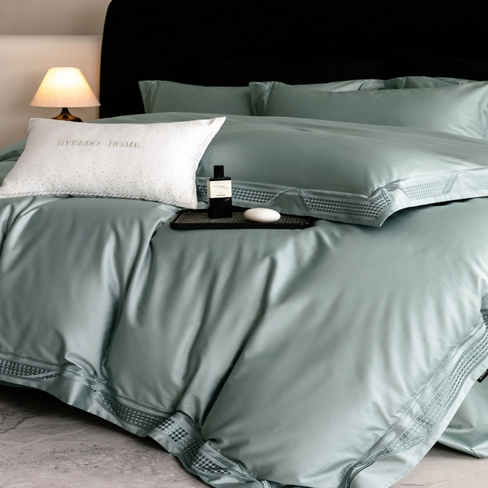 91家纺网 家纺一手货源 找家纺 馨蕊家居 2025春夏新品100s高奢典藏简约全棉系列 棉凯伦-北卡蓝