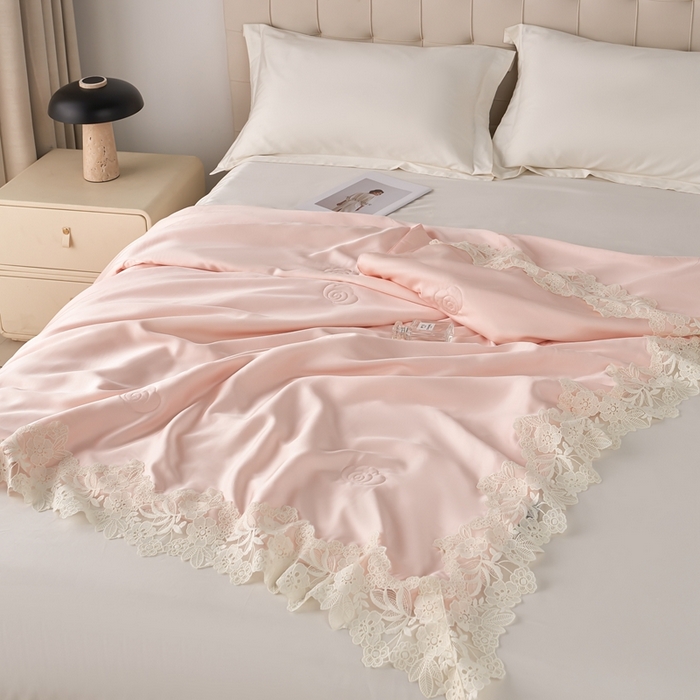 91家纺网 家纺一手货源 找家纺 朴罗 （ 原岚图）  2025新款轻奢法式天丝夏凉被 （含蚕丝） 粉色