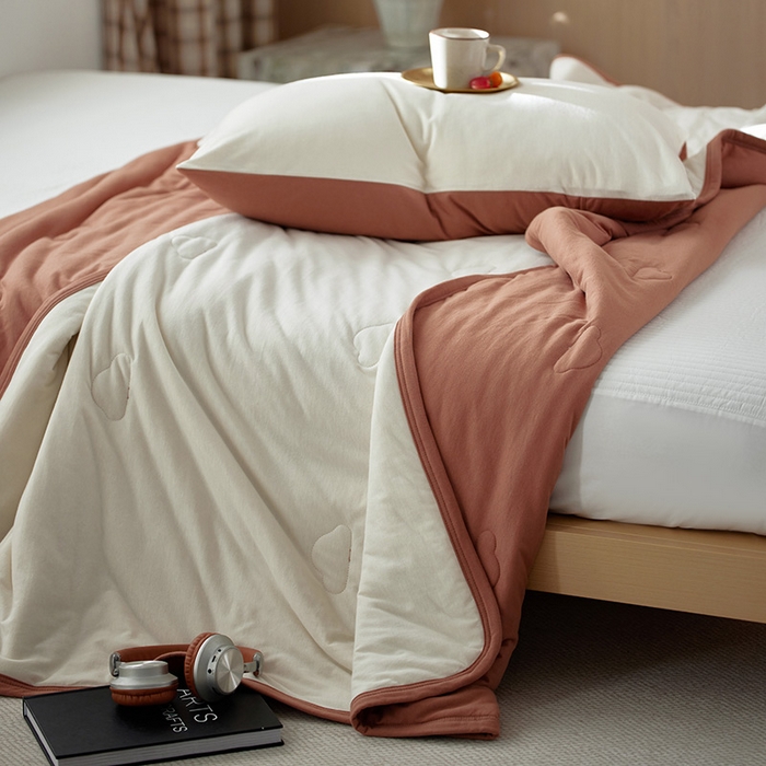 91家纺网 家纺一手货源 找家纺 风向标家纺 2025全棉云感针织棉双拼夏被 椰慕双拼