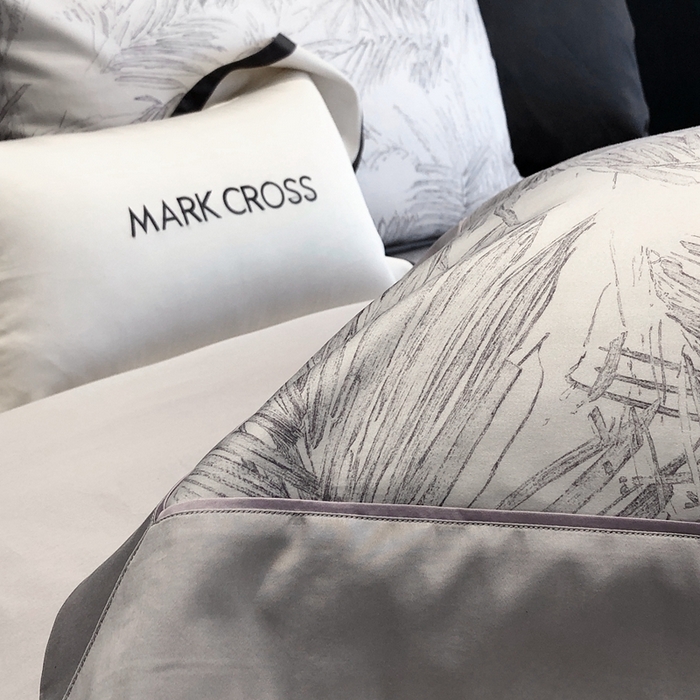 91家纺网 家纺一手货源 找家纺 佳汐蓝2025新款典雅诗意花卉全棉印花四件套券后不低于438/458元 烟火星辰-次元灰