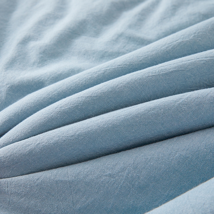 91家纺网 家纺一手货源 找家纺 熙宴家纺 2025新款纯色水洗棉新疆棉花夏被 雾蓝