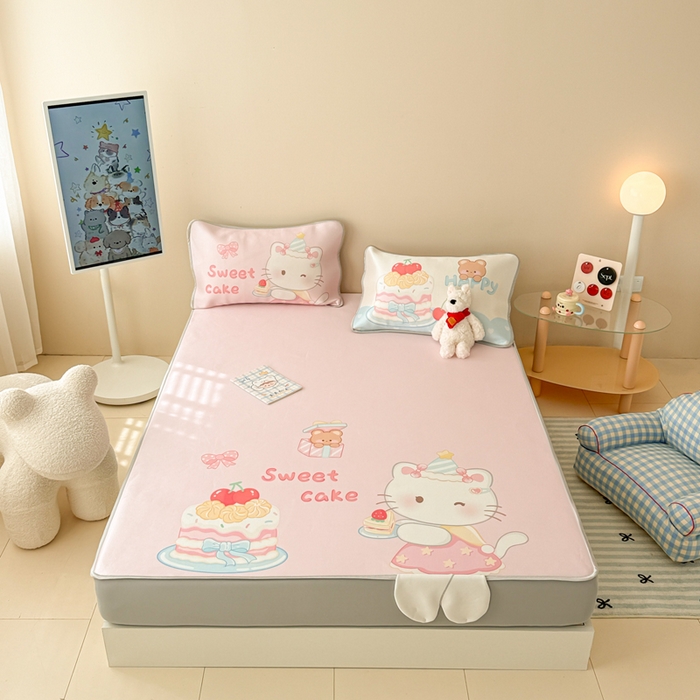 91家纺网 家纺一手货源 找家纺 慕尚家纺 2025新款凉感卡通工艺席床笠-Kitty猫