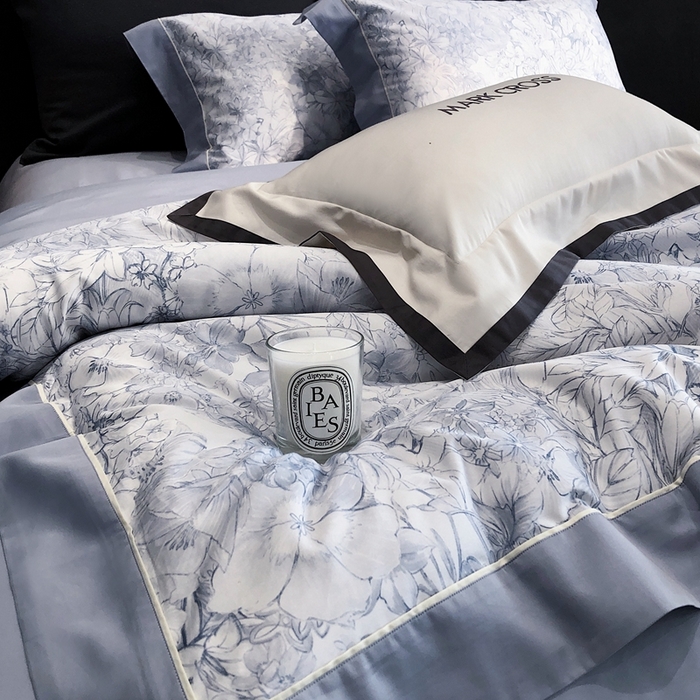 91家纺网 家纺一手货源 找家纺 佳汐蓝2025新款典雅诗意花卉全棉印花四件套券后不低于438/458元 雾隐巴黎-蓝柳色