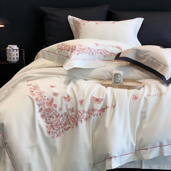 91家纺网 家纺一手货源 找家纺 佳汐蓝2025新款清雅自然刺绣黄金棉系列四件套价格表券后不低于498/518元 苏莉春天-羽缎白