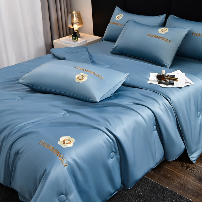 91家纺网 家纺一手货源 找家纺 优尚家纺 2025新款水洗天丝刺绣夏被夏被四件套 冰岛蓝