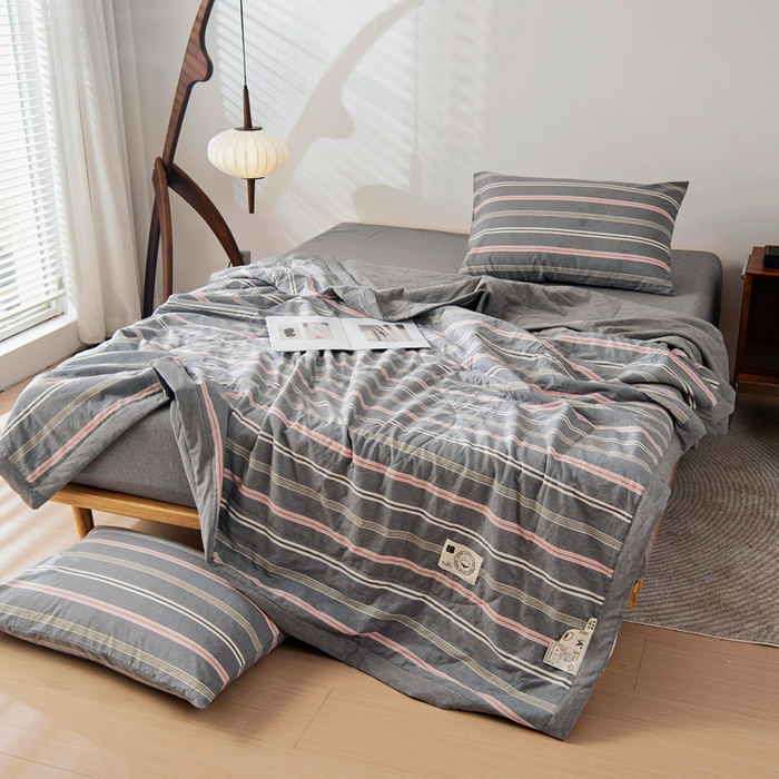 91家纺网 家纺一手货源 找家纺 鑫棉坊 2025新款全棉色织水洗棉A类棉花夏被可机洗空调被四件套床单枕套 贝拉