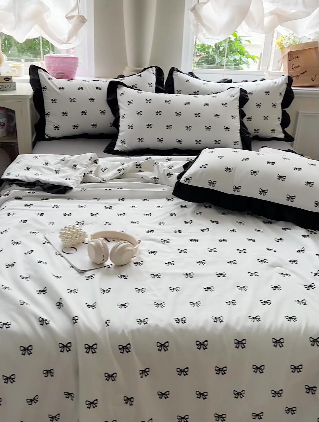 91家纺网 家纺一手货源 找家纺 鑫利来家纺 2025爆款法式赫本风水洗棉韩版荷叶花边云朵棉夏被夏凉被空调被四件套直播爆款 黑色蝴蝶结