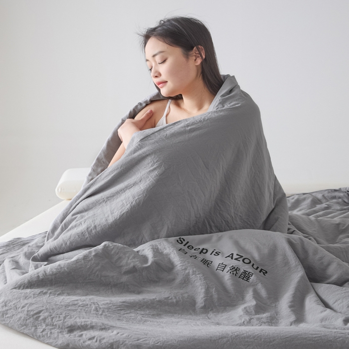 91家纺网 家纺一手货源 找家纺 闲鱼家纺 2025新款某朵同款深睡Pro夏被 自在眠  自然醒 浅灰