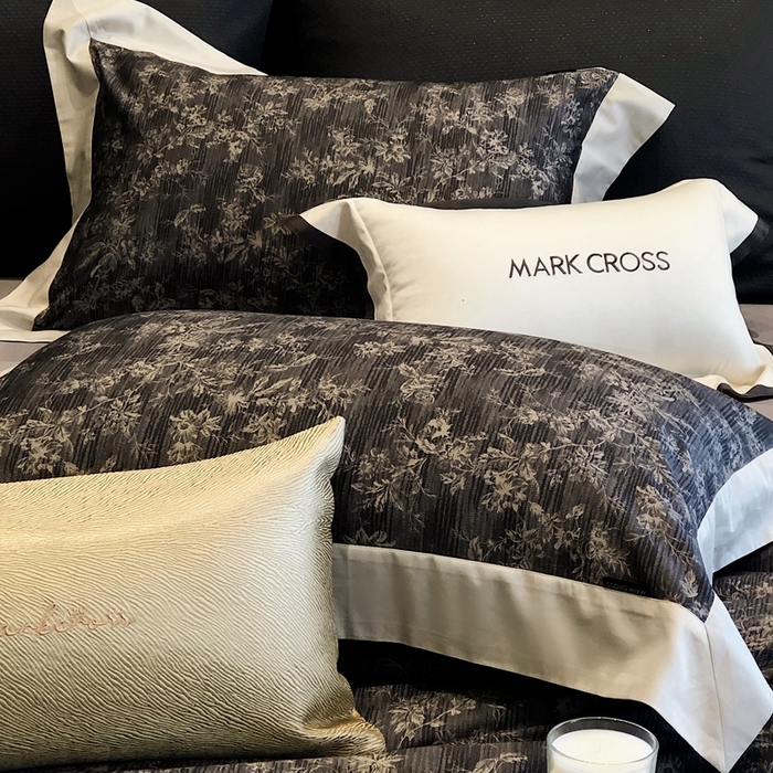 91家纺网 家纺一手货源 找家纺 佳汐蓝2025新款典雅诗意花卉全棉印花四件套券后不低于438/458元 柏林庄园-游牧灰