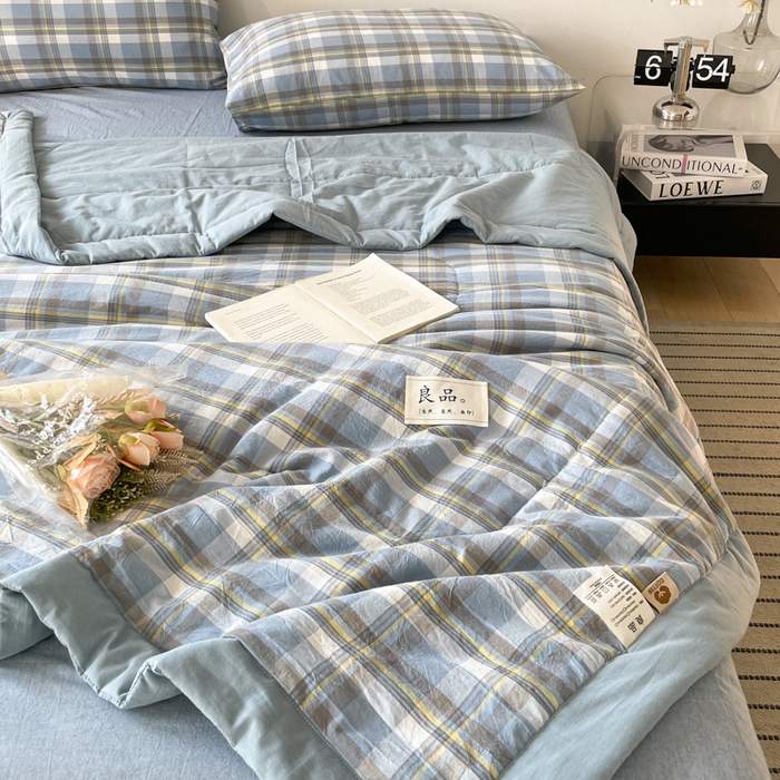 91家纺网 家纺一手货源 找家纺 2025梦初语新款无印风棉花夏被 绅士格