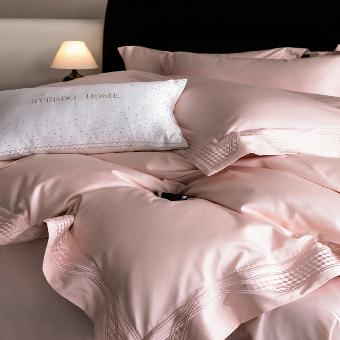 91家纺网 家纺一手货源 找家纺 馨蕊家居 2025春夏新品100s高奢典藏简约全棉系列 棉凯伦-蔷薇粉