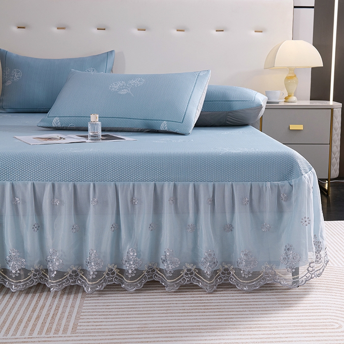 91家纺网 家纺一手货源 找家纺 席之家 2025新款3D冰感蕾丝床裙豆豆席 蕾丝-茶花之恋-蓝