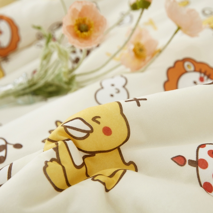 91家纺网 家纺一手货源 找家纺 丝涟家居 2025新款A类双面针织棉卡通小清新滚绳工艺夏被动物世界