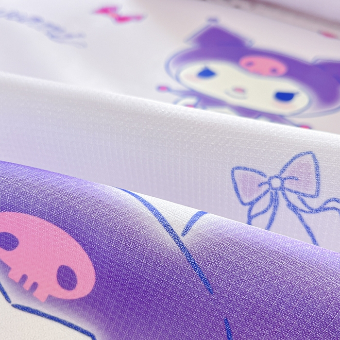 91家纺网 家纺一手货源 找家纺 博雅 2025新款三丽欧A类小版数码印花1200D冰丝凉席凉席席子 新紫色库洛米